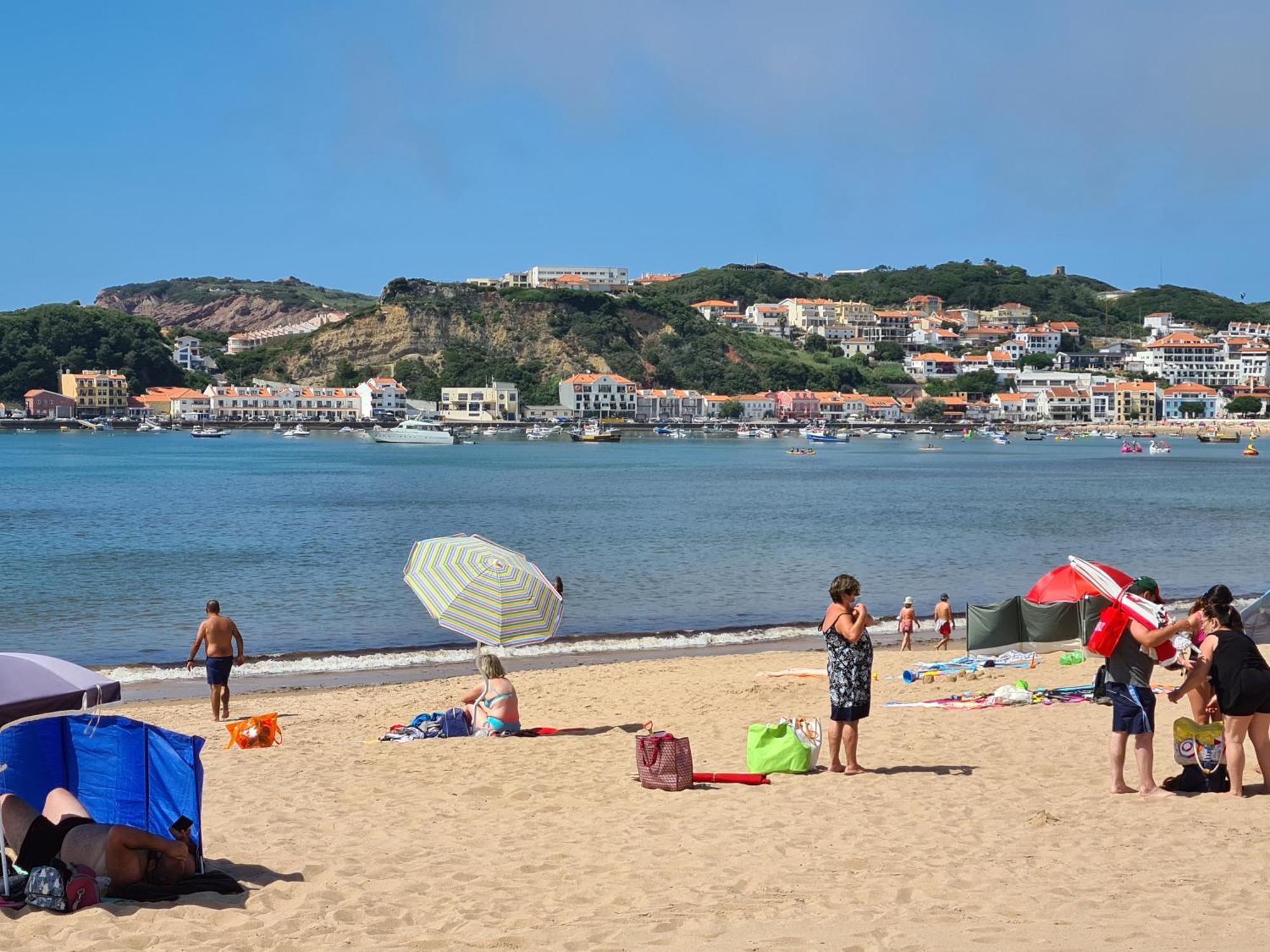 Cazenn Salir Do Porto - Holiday House Salir de Porto Exterior photo